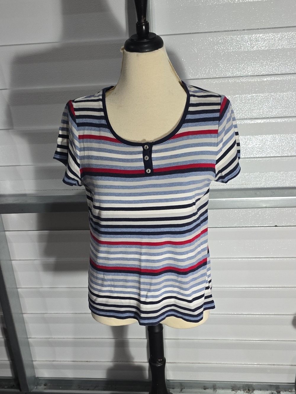 croft & barrow Navy, Light Blue & Red Striped Short Sleeve Henley Tee Size XL
